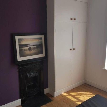 4 Bedroom House For Corporate Stays In Kettering Buitenkant foto